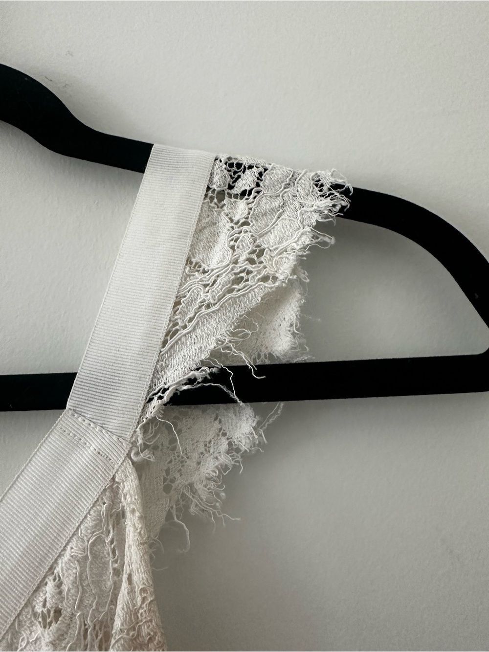 Karen Millen Lace Top - Picture 4 of 6
